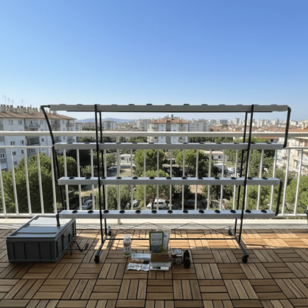 HydroRack 52 Topraksız Tarım Seti – 4 Katlı NFT Dikey Sistem | 52 Gözlü Balkon Üretim Full Paket (EC & pH Dahil) - Görsel 2